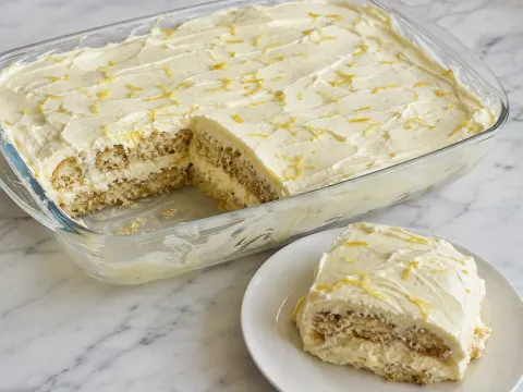Tiramisú De Limón En Fuente