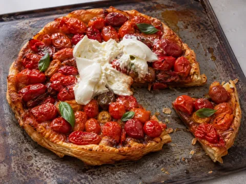 Tarta Invertida De Tomates Cherry Y Burrata